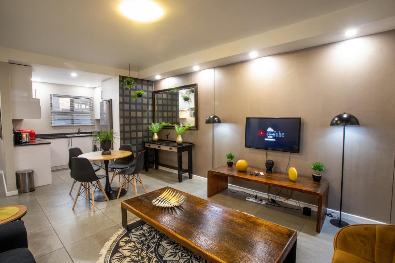 At The Point - Cool Cosy Comfort Durban